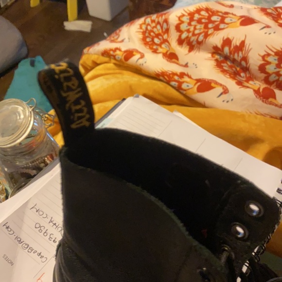 Pascal style 8 whole Doc Martins - Picture 8 of 11